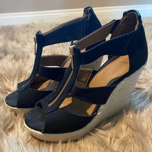 14th & Union wedges zip front black 9